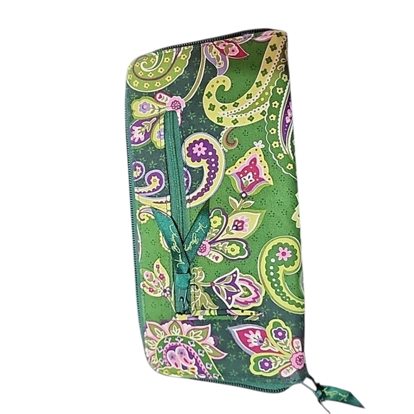Vera Bradley Large Zip Travel Organizer Wallet - Picture 5 of 7
